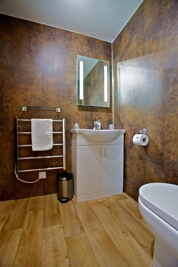 The Shore 3* Kirkwall